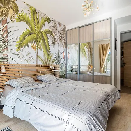 Les Hesperides Par Dodo A Apartment