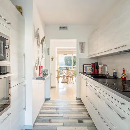 Appartement Les Hesperides Par Dodo A Cassis