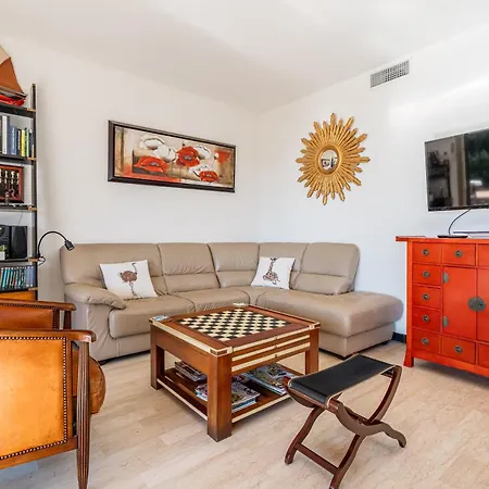 Les Hesperides Par Dodo A Apartment *